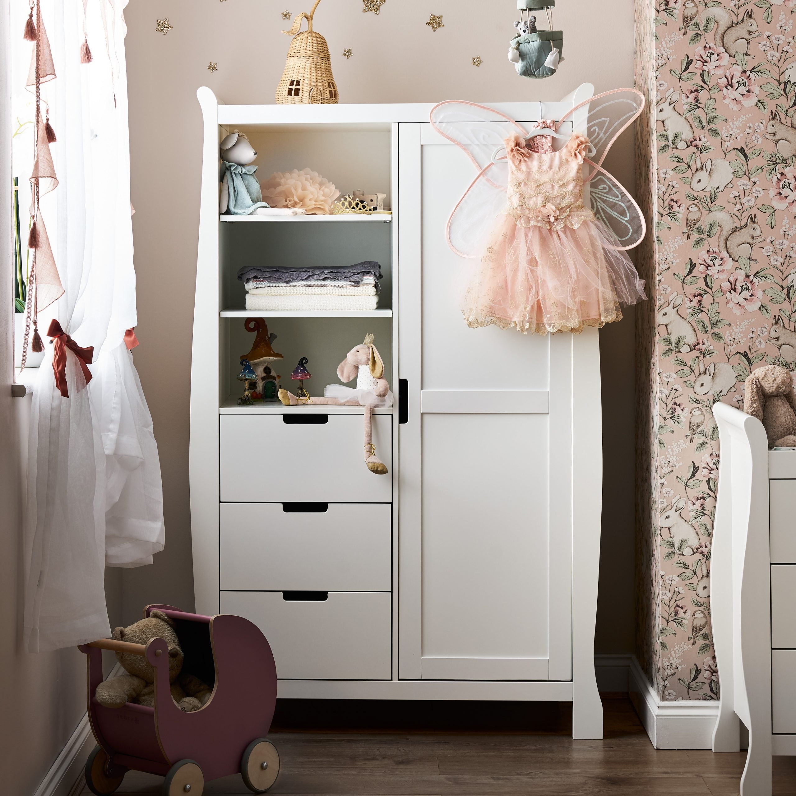 Single baby wardrobe hotsell