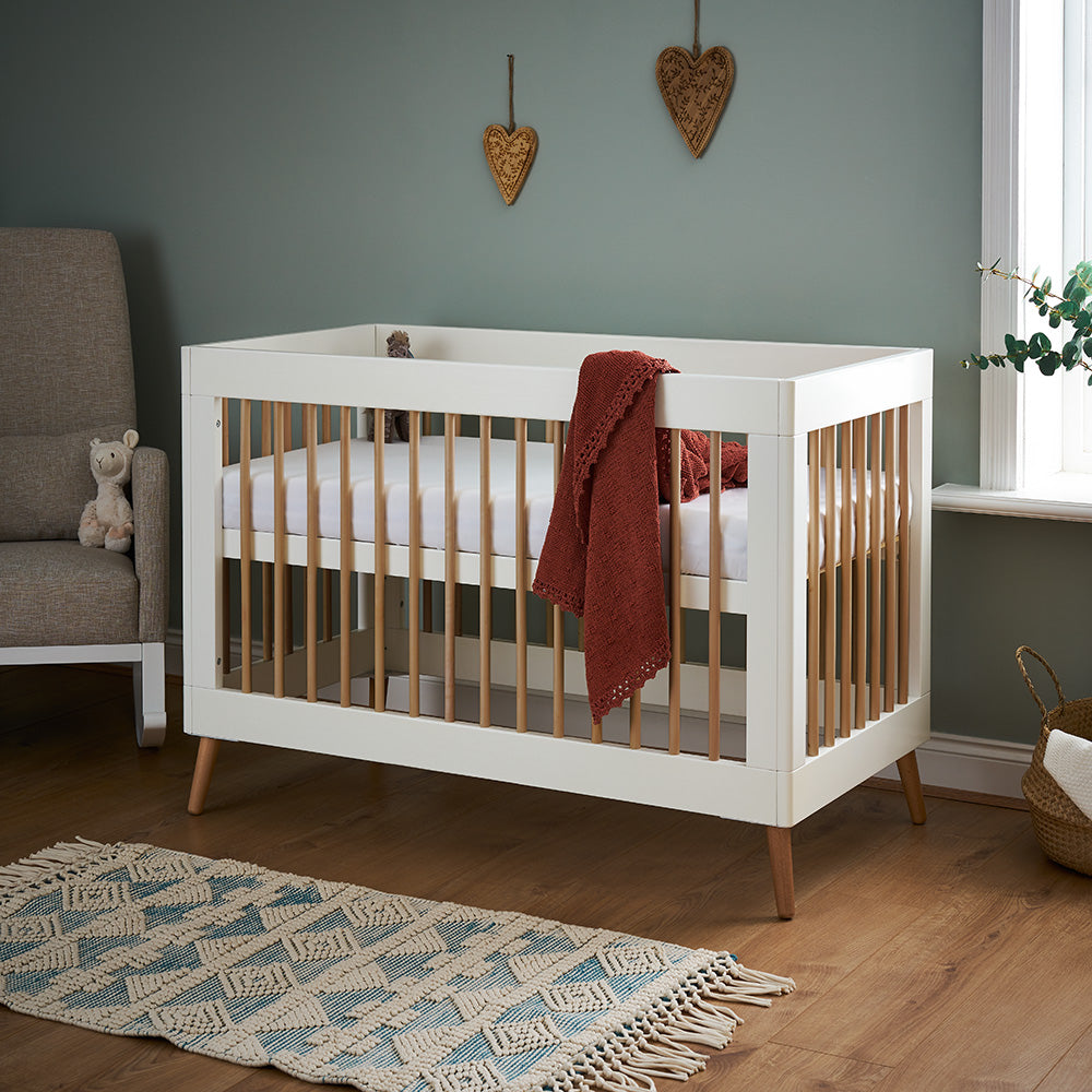 Maya Mini Cot Bed White With Natural – Obaby