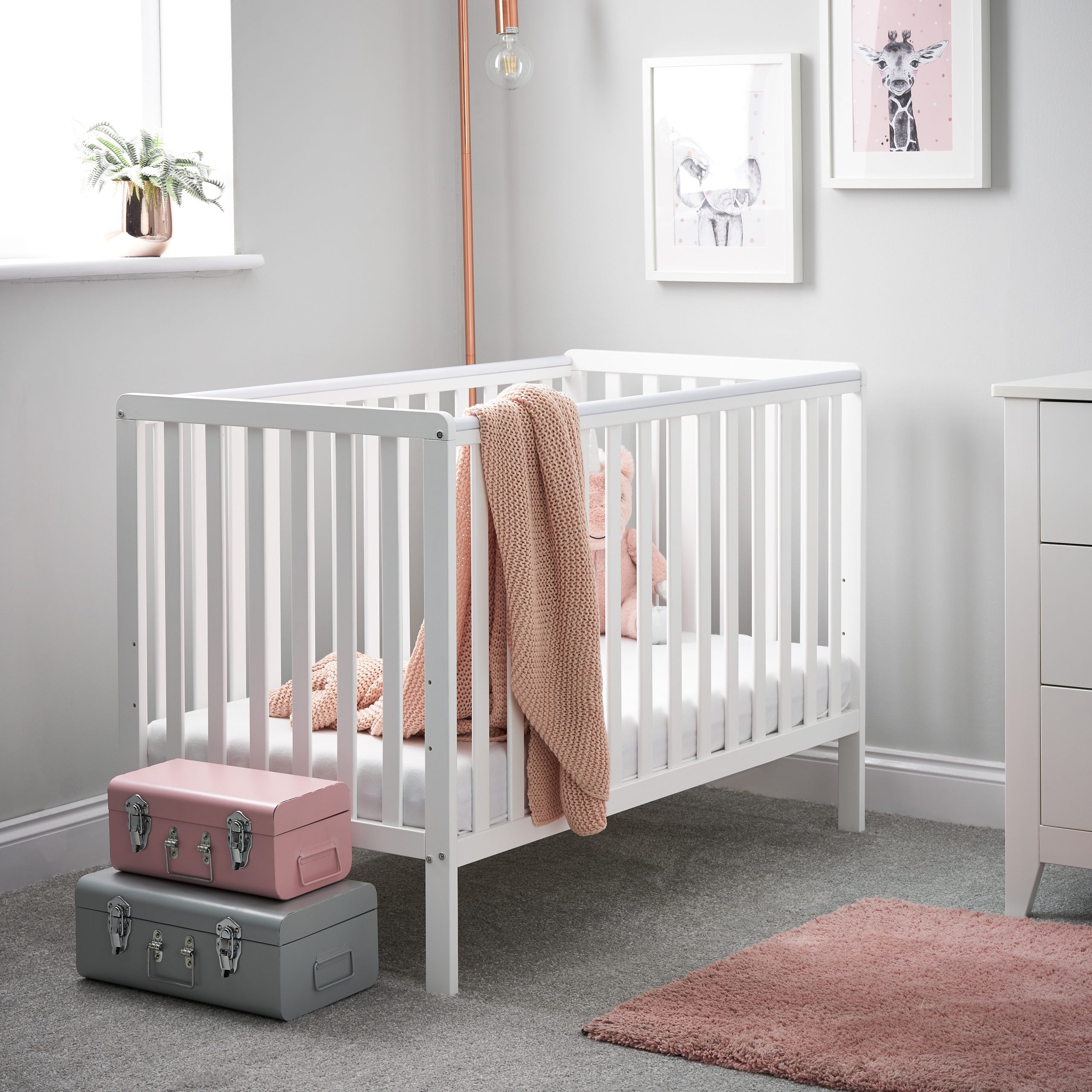 Bantam Cot White Adjustable Height Cot Obaby